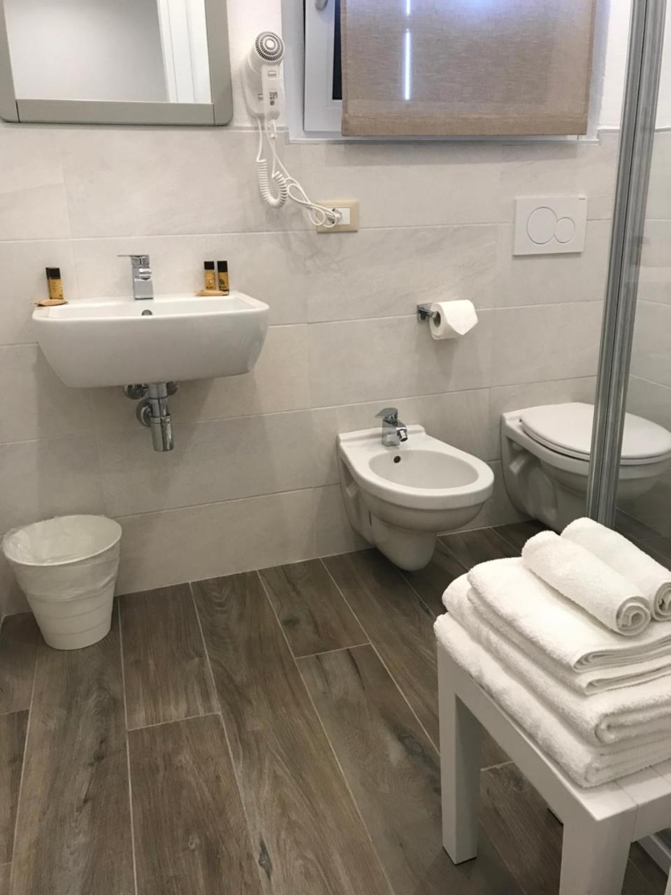 Hotel Cambogia Zibido San Giacomo Eksteriør billede